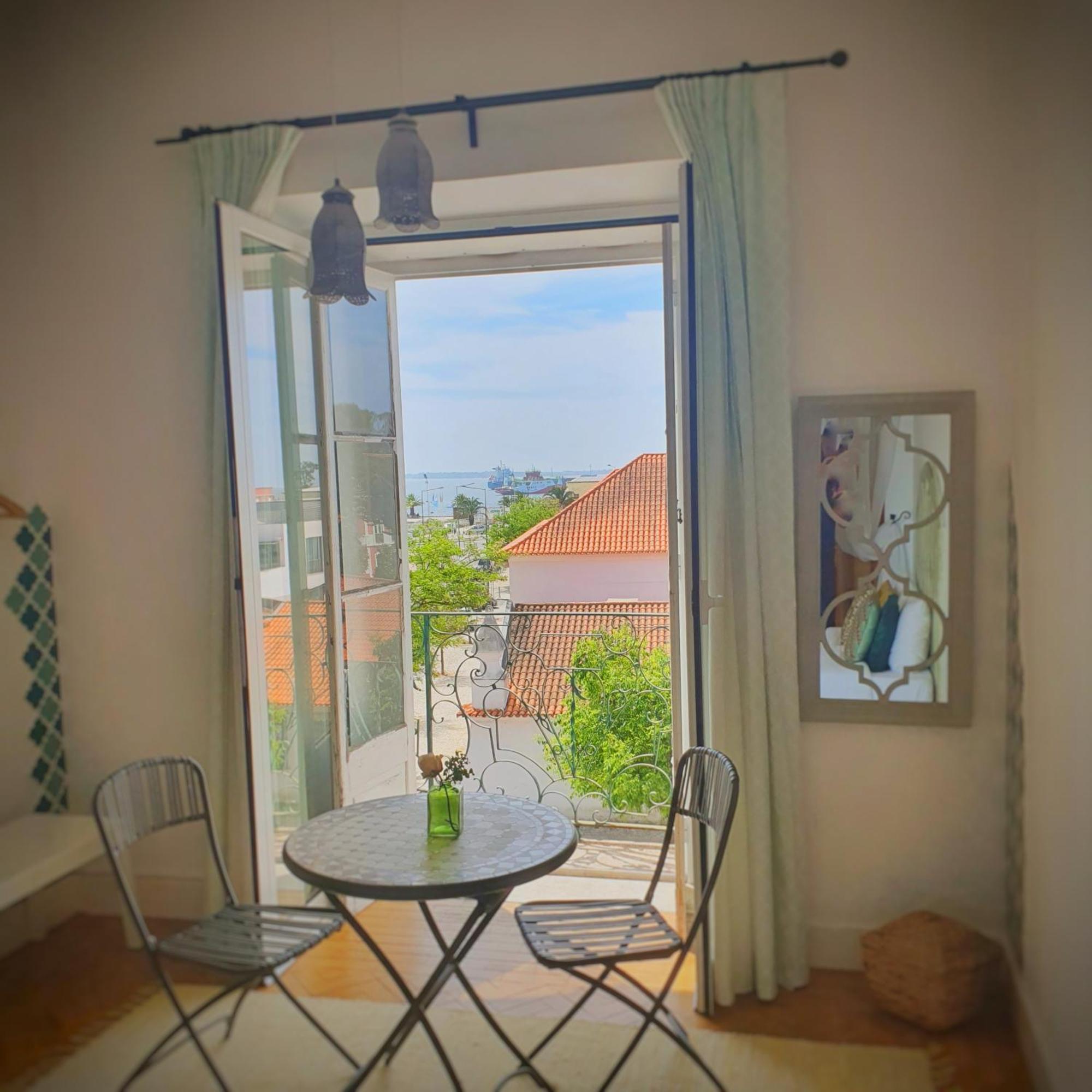 Alojamentos Vista Mar-Luisa Todi Setubal Exterior photo